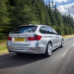 BMW 320i xDriveツーリングおよびBMW 335iツーリングを追加