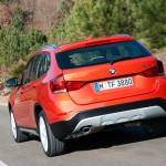 BMW X1に軽快なステアリング操作をサポートするサーボトロニックを全車標準装備