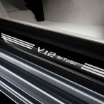 BMW 7シリーズ V12 Bi-Turbo