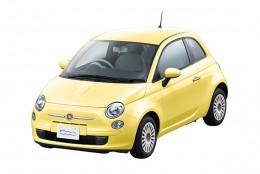 FIAT「500 GELATO」「500C GELATO」 -バケーションでジェラートを楽しむ光景をイメージした限定車