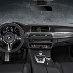 初代BMW M5の登場から30年を記念した特別限定車「30 Jahre M5」