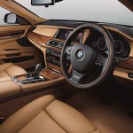 ActiveHybrid 7 Individual Editionの特別装備内容