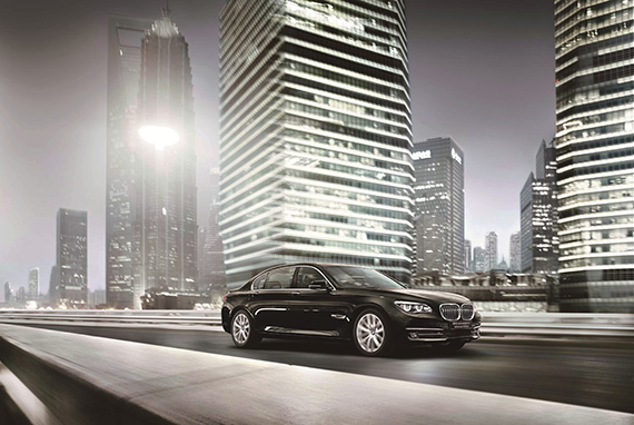 ActiveHybrid 7 Individual Editionの特別装備内容
