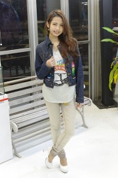 東京オートサロン「尾林ファクトリー」キャンギャルオーディションに行ってきました – その3