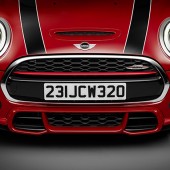 3ドア・ハッチバック・モデルをベースにしたハイ・パフォーマンス・モデル「MINI John Cooper Works