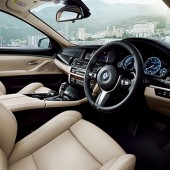 BMW 5シリーズ セダンの限定モデル「Grace Line」を発売