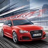 Audi RS 3 Sportbackを発売
