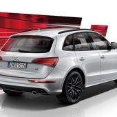 Audi Q5 S line competition plusを限定発売