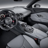 新型 Audi R8 を発売