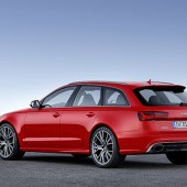 Audi 3車種のRS performanceモデルを発表