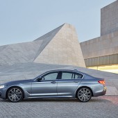 P90237230_highRes_the-new-bmw-5-series